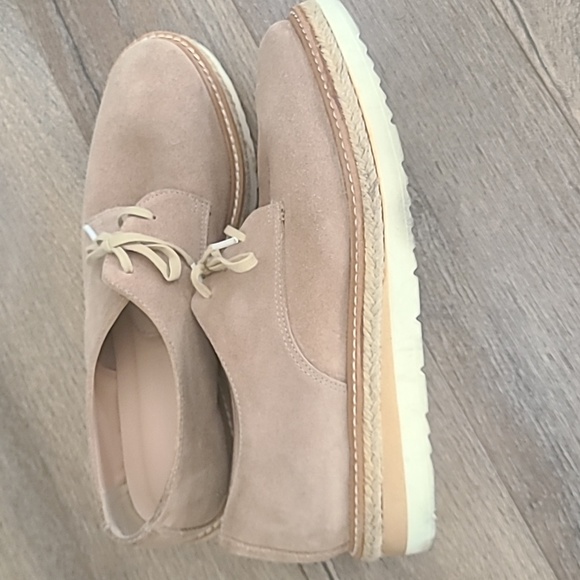 Suede shoes - Picture 4 of 4